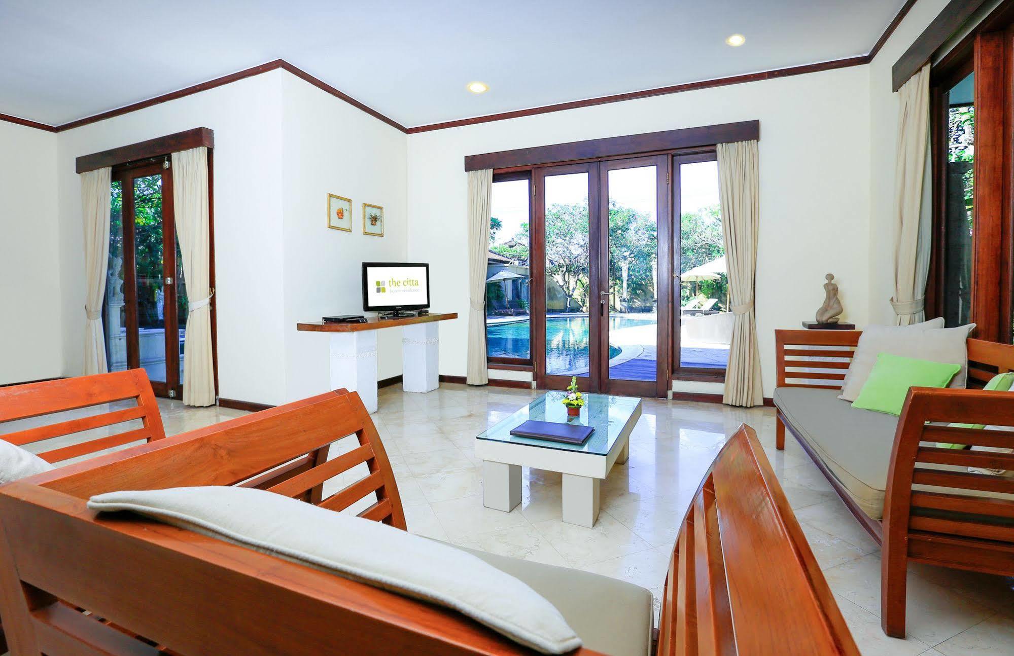 อนา ปูร์นา ริเวอร์ไซด์ วิลลา Villa เซมินยัค ภายนอก รูปภาพ