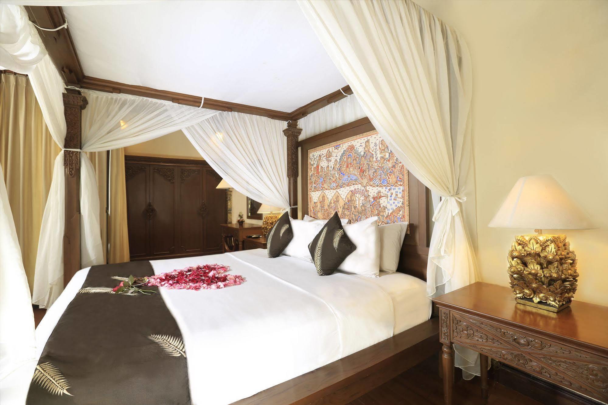 อนา ปูร์นา ริเวอร์ไซด์ วิลลา Villa เซมินยัค ภายนอก รูปภาพ
